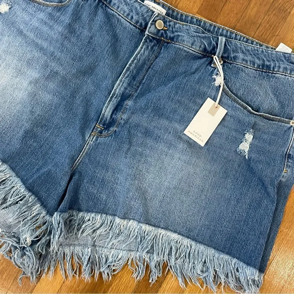 Revolve Good American Bombshell Chewed Denim Fringe Jean Shorts